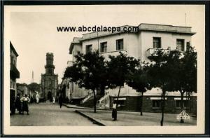 Saïda  - la poste et l'eglise