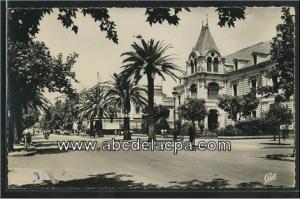 Sidi Bel Abbes  - boulevard de la république et l'hôtel de ville