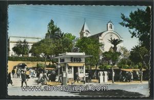 Tizi Ouzou  - la place et l'eglise