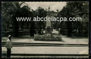 Tizi Ouzou  - le monument aux morts