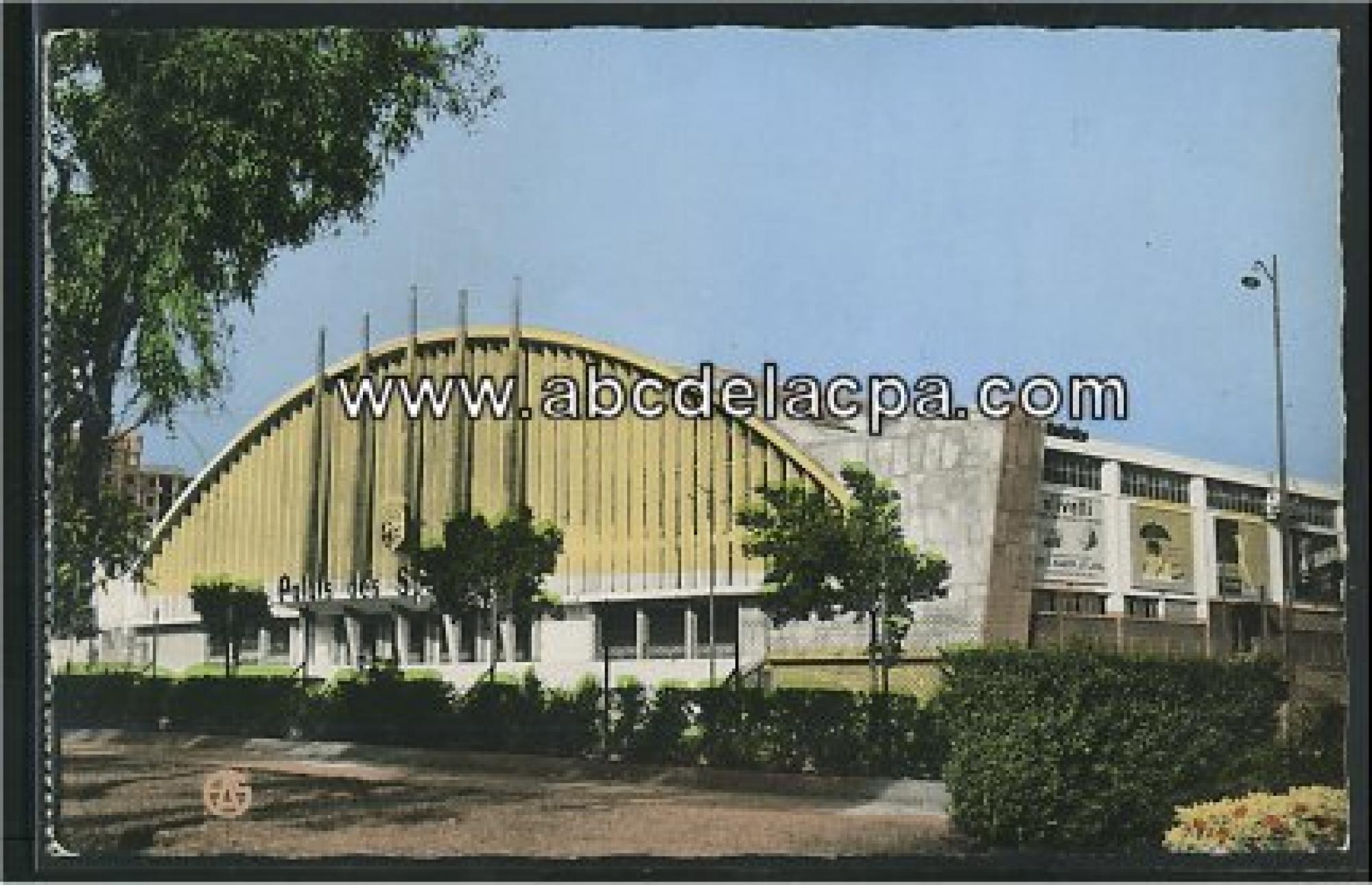 Oran -      Bâtiments  - le palais des sports