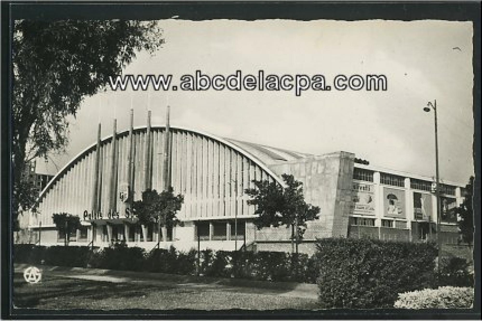 Oran -      Bâtiments  - le palais des sports