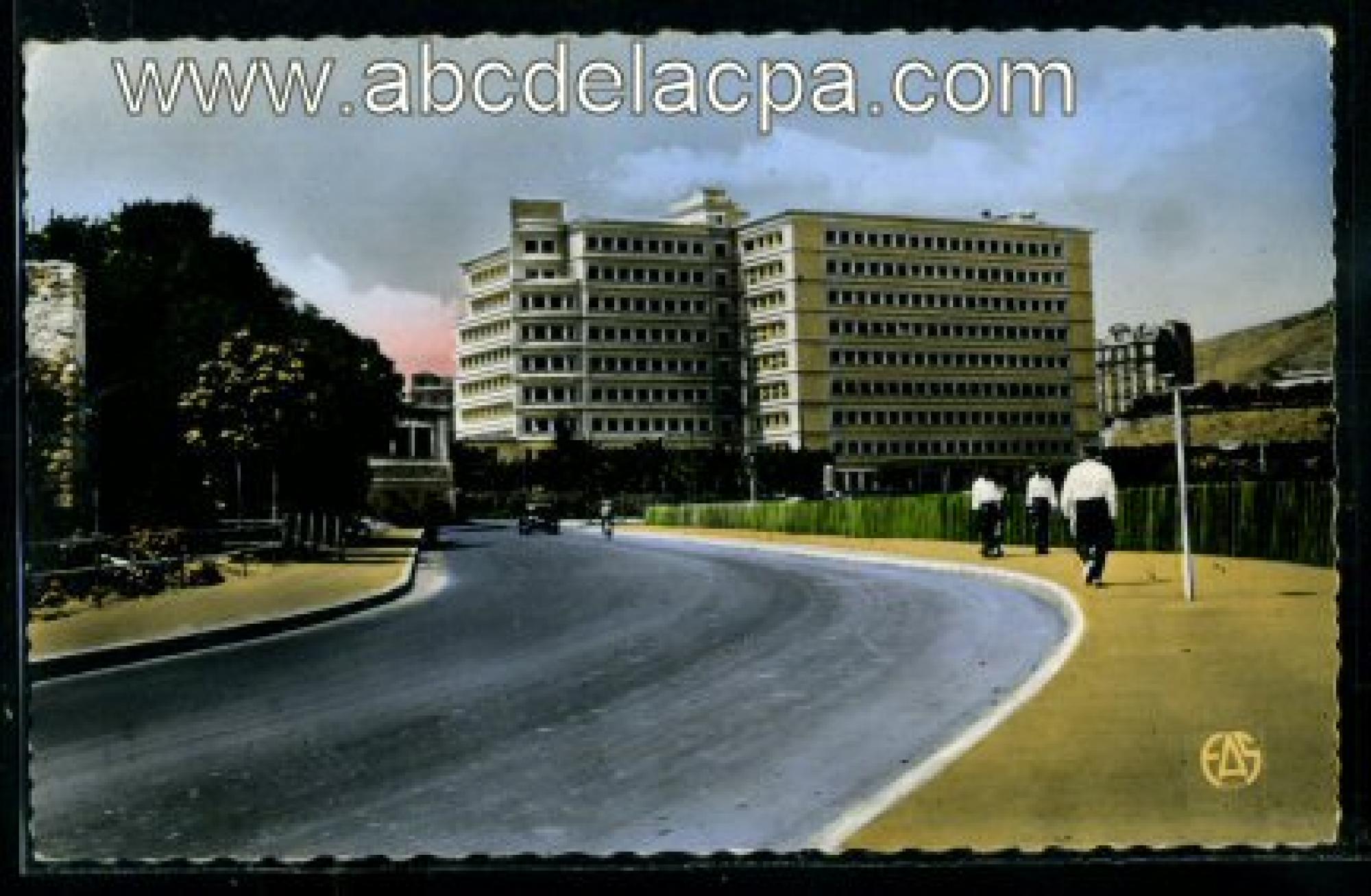 Oran -      Bâtiments  - le bâtiment de l'e.g.a.