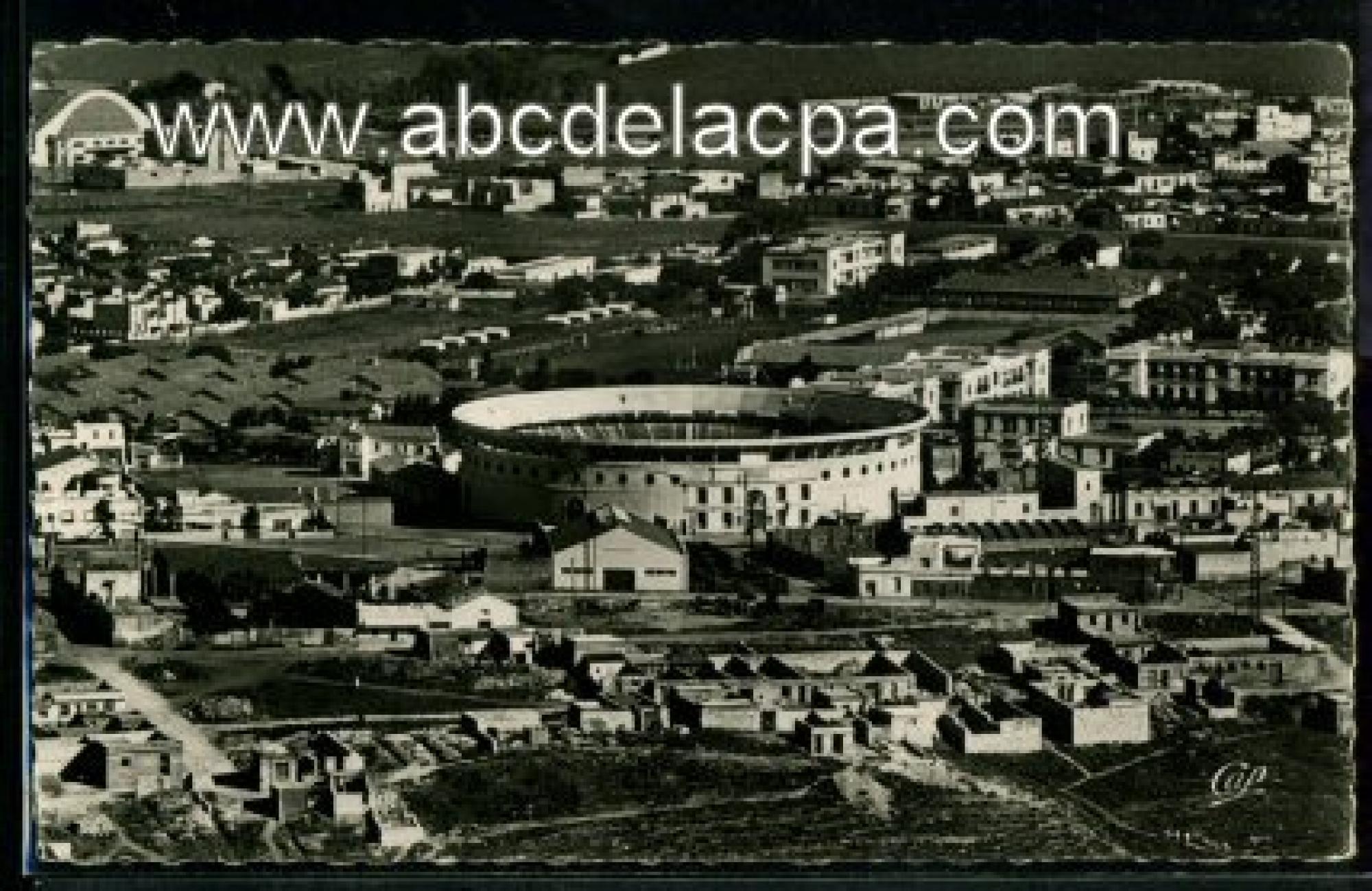Oran - Vue      générale  - vue générale sur les arènes