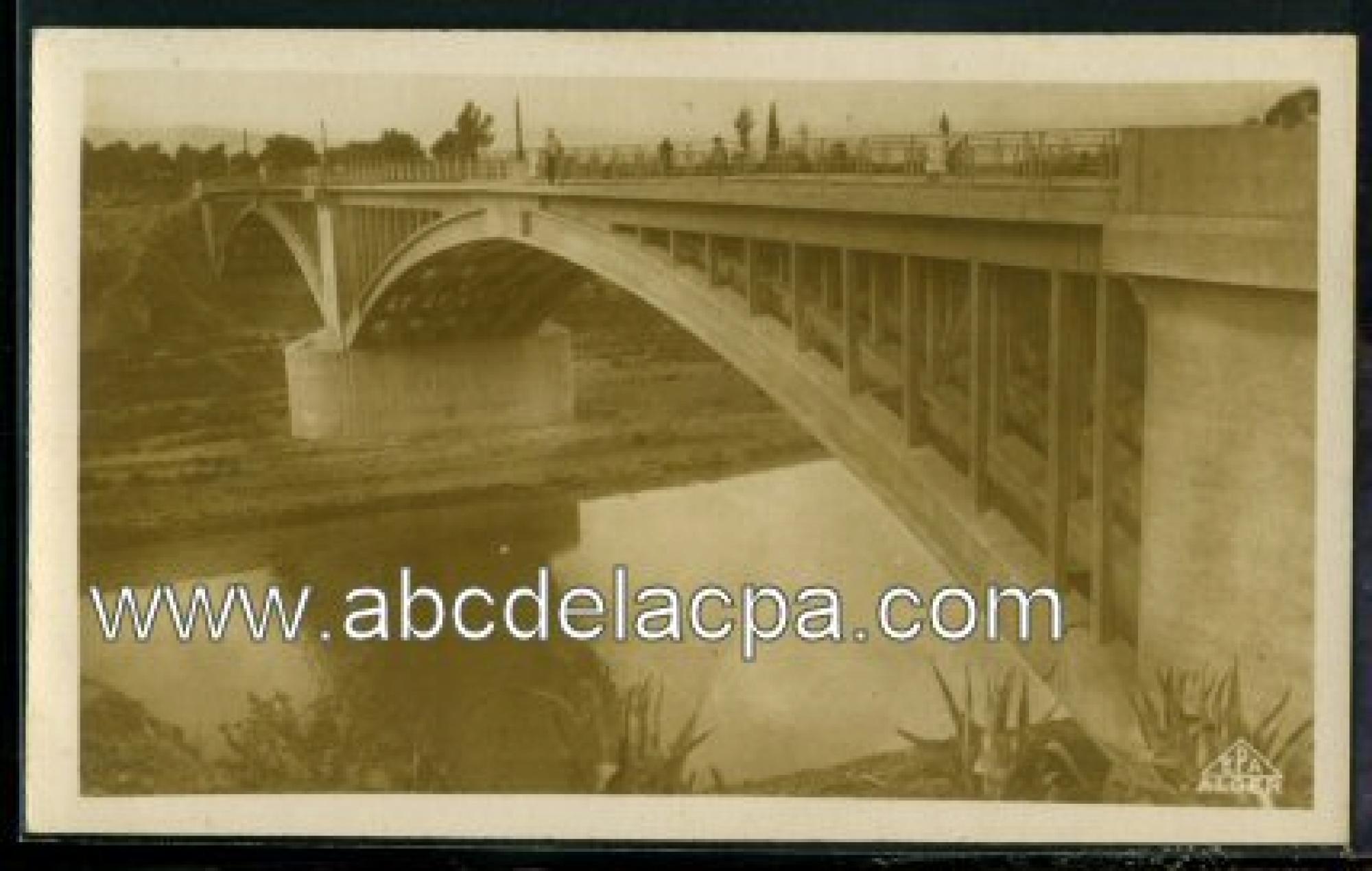 Orléansville  - pont et oued cheliff