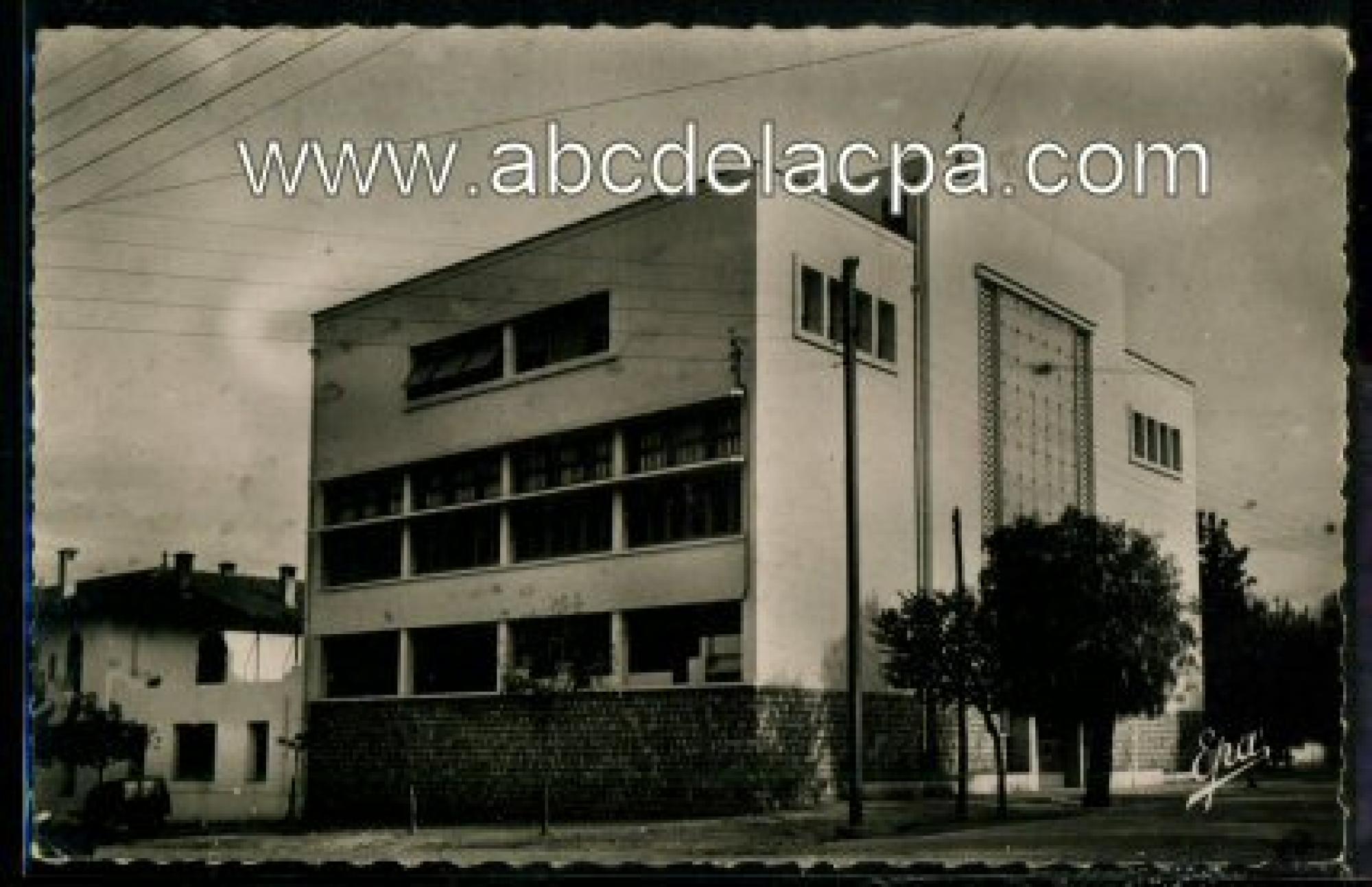 Orléansville  - ecole d'apprentissage de jeunes filles musulmanes