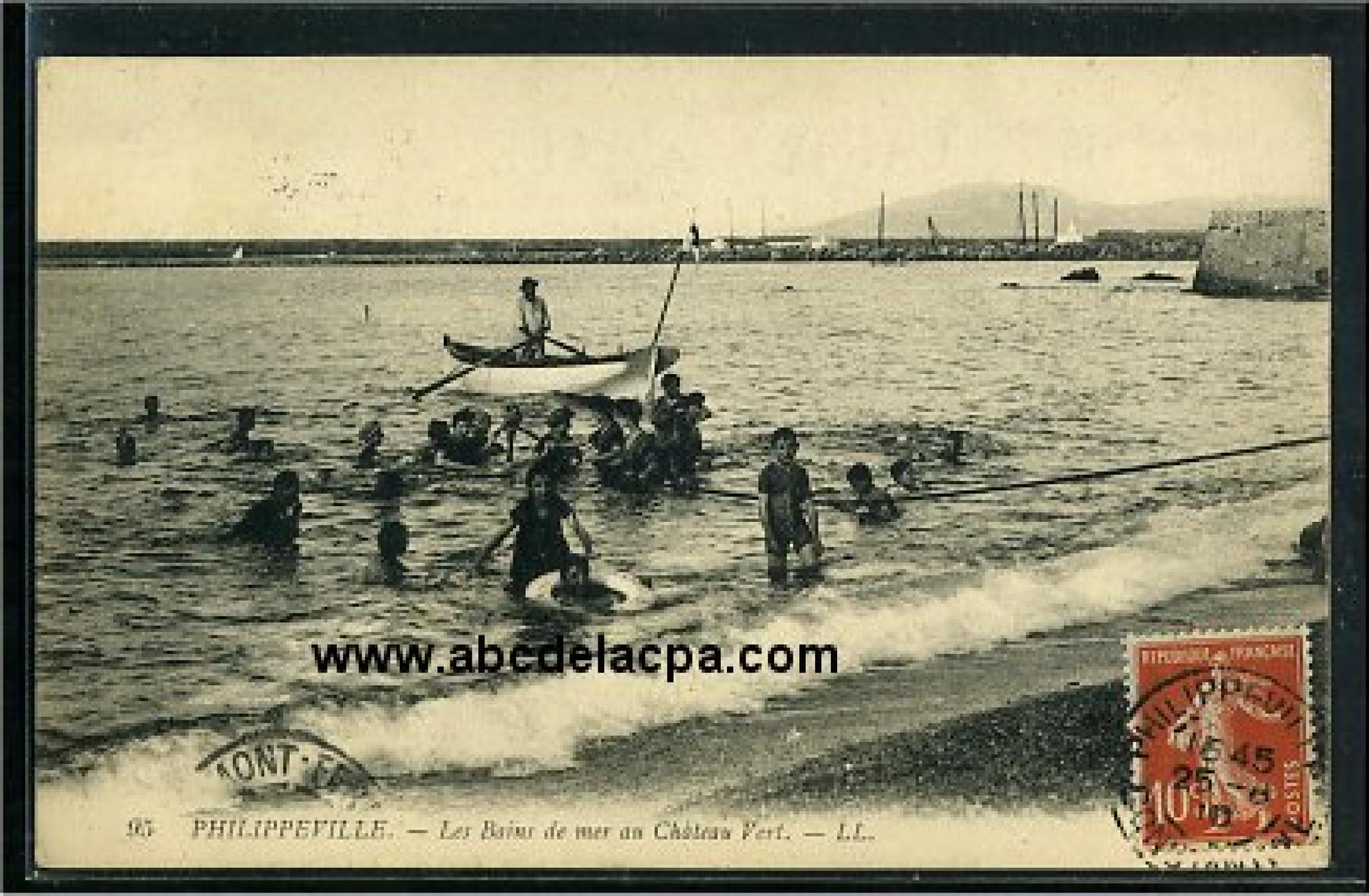 Philippeville   (Skikda)  - les bains de mer au château vert