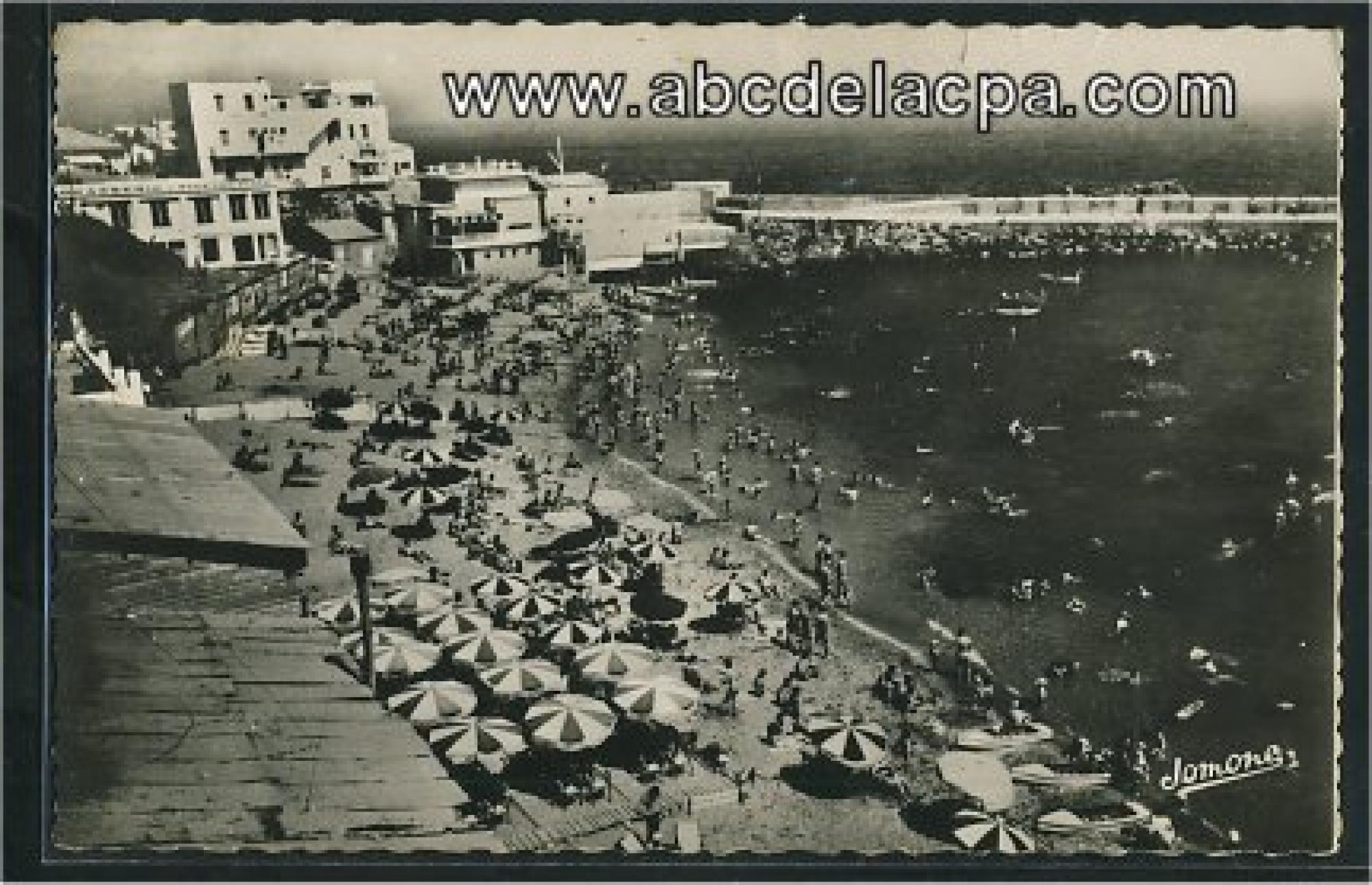 Pointe Pescade  - le petit port et la plage