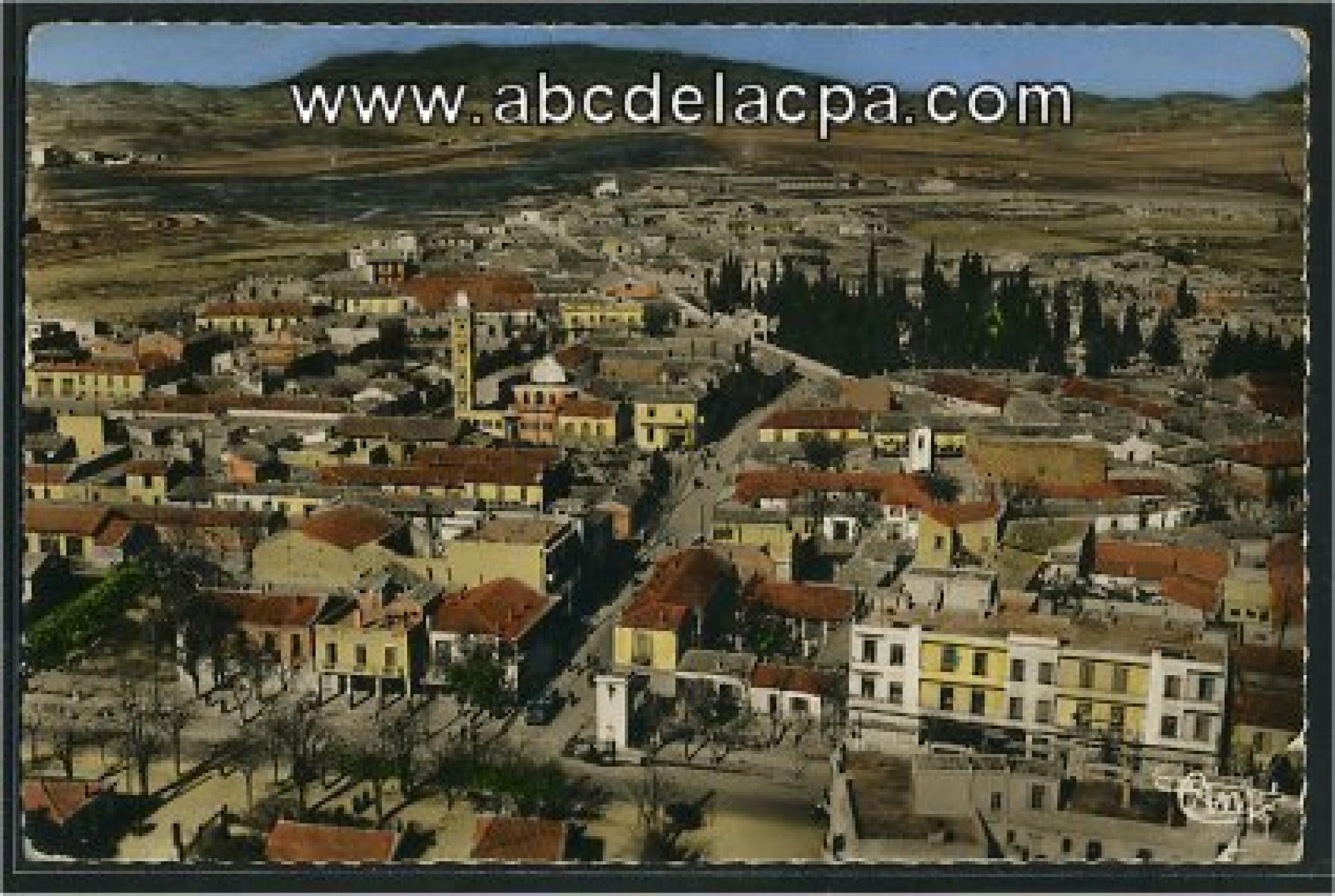 Sétif  - vue aérienne du faubourg de la gare supérieure et nouvelle mosquée