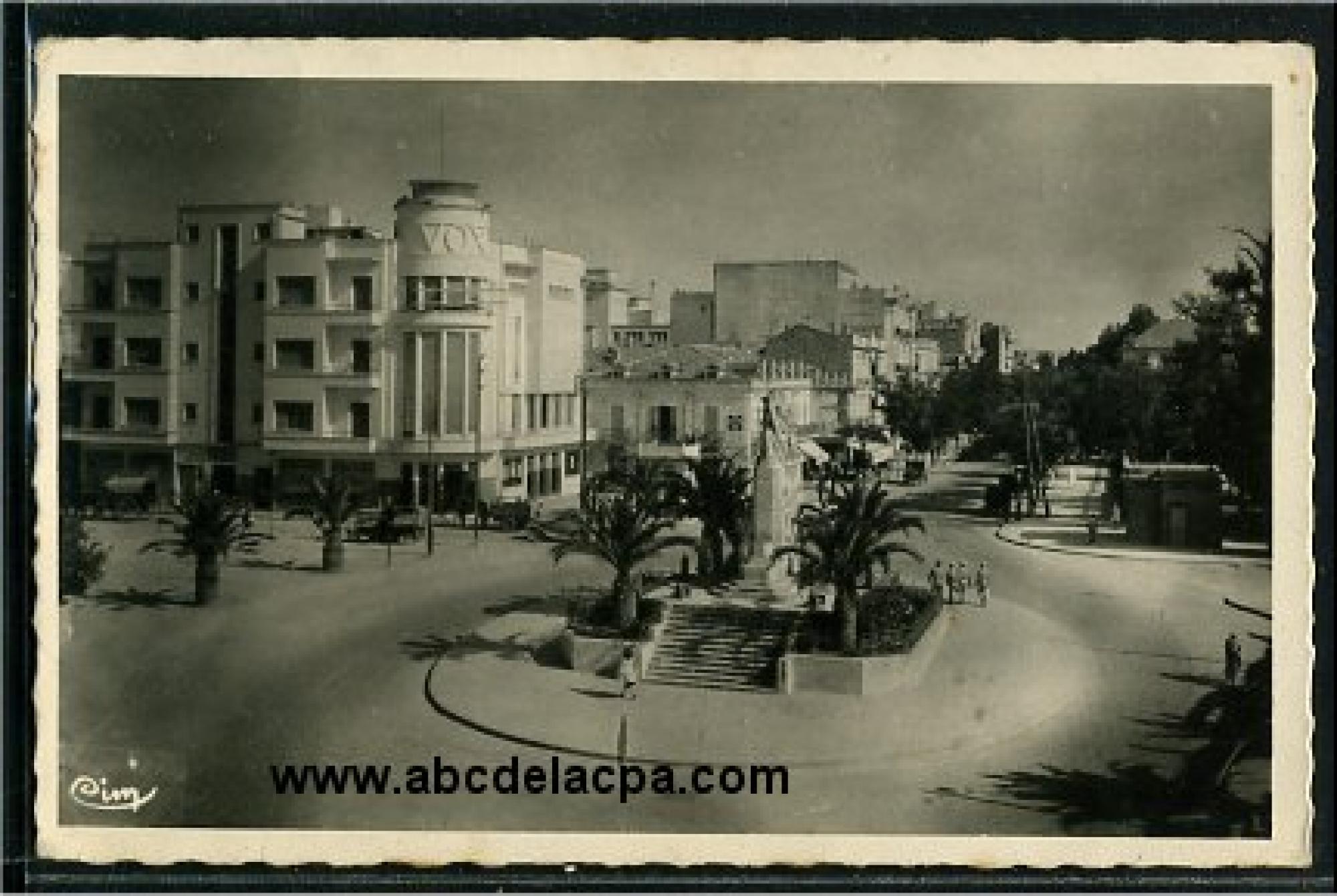 Sidi Bel Abbes  - boulevard de verdun et monument aux morts