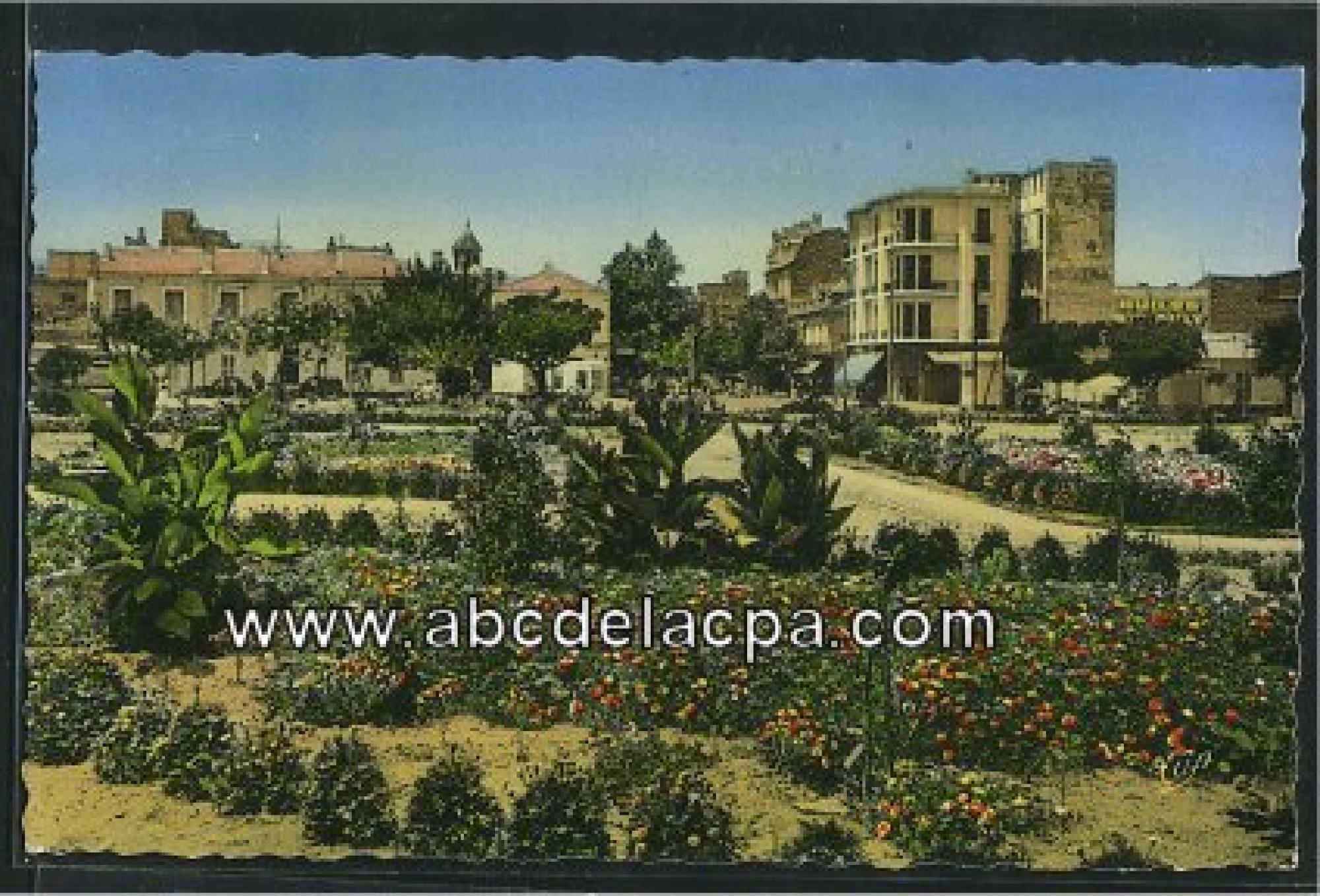 Sidi Bel Abbes  - la nouvelle place et l'entrée du boulevard de la république