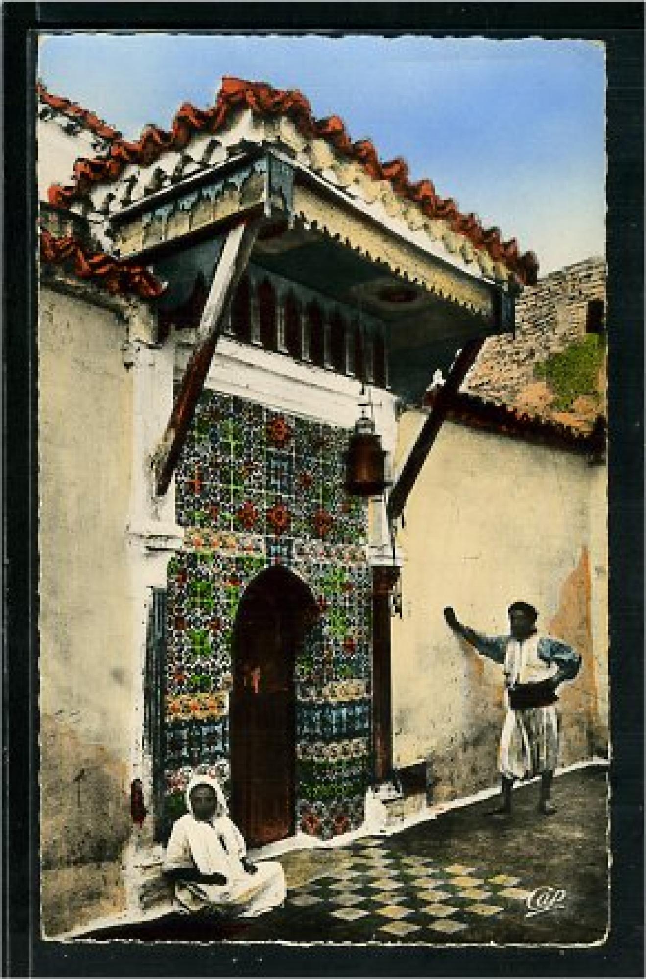 Sidi Bou   Médine  - sidi bou medine - porte d'entrée de la kouba