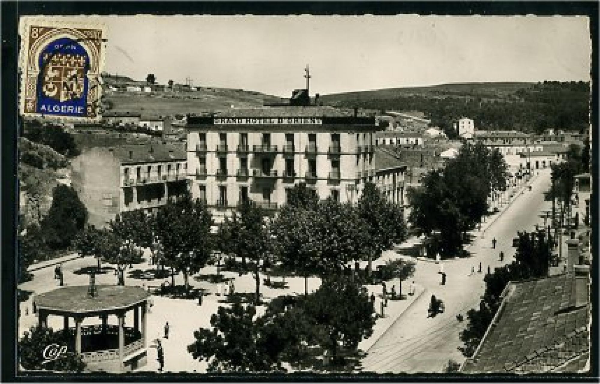 Tiaret  - la place carnot