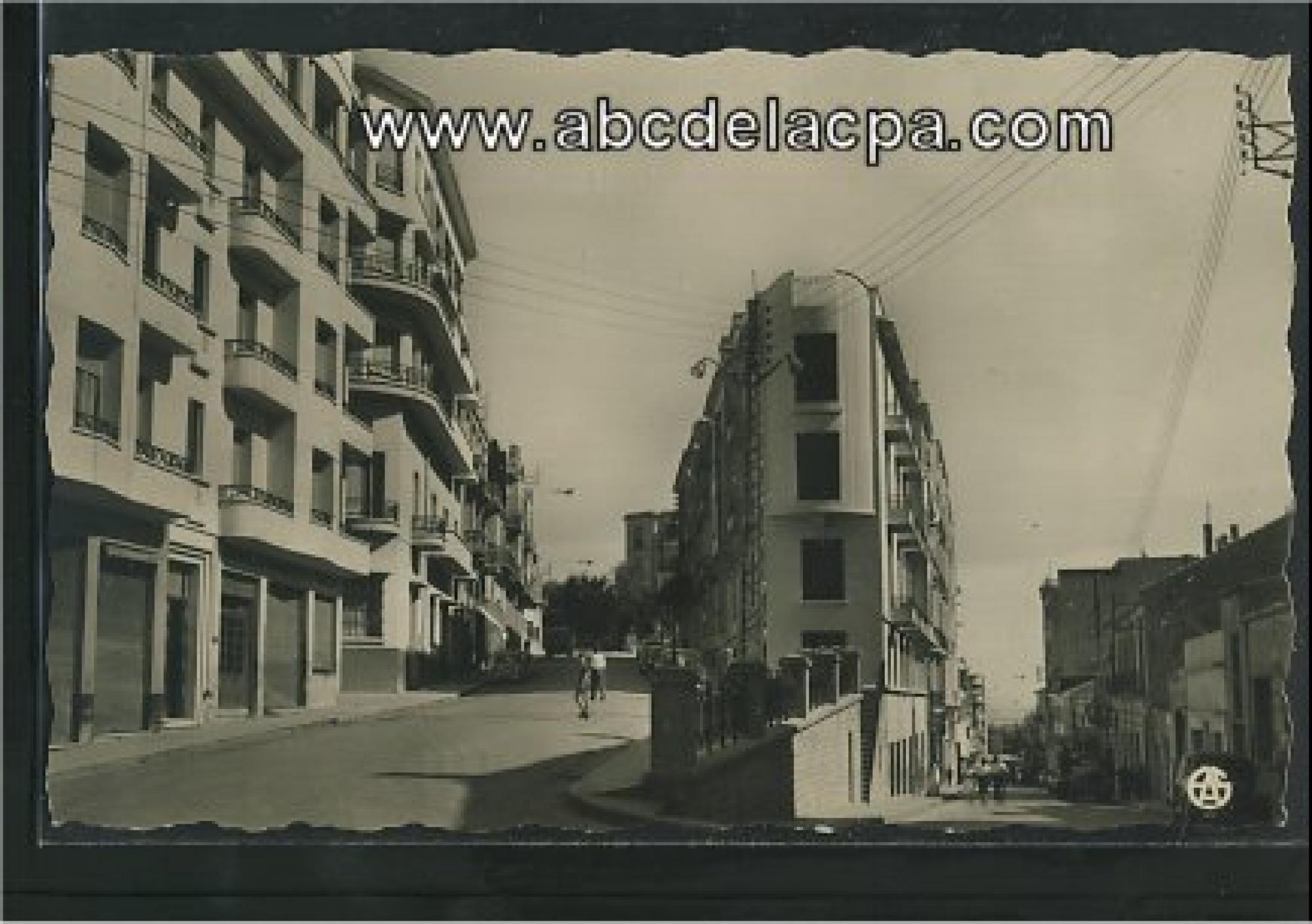 Tiaret  - boulevard clemenceau et la rue soler