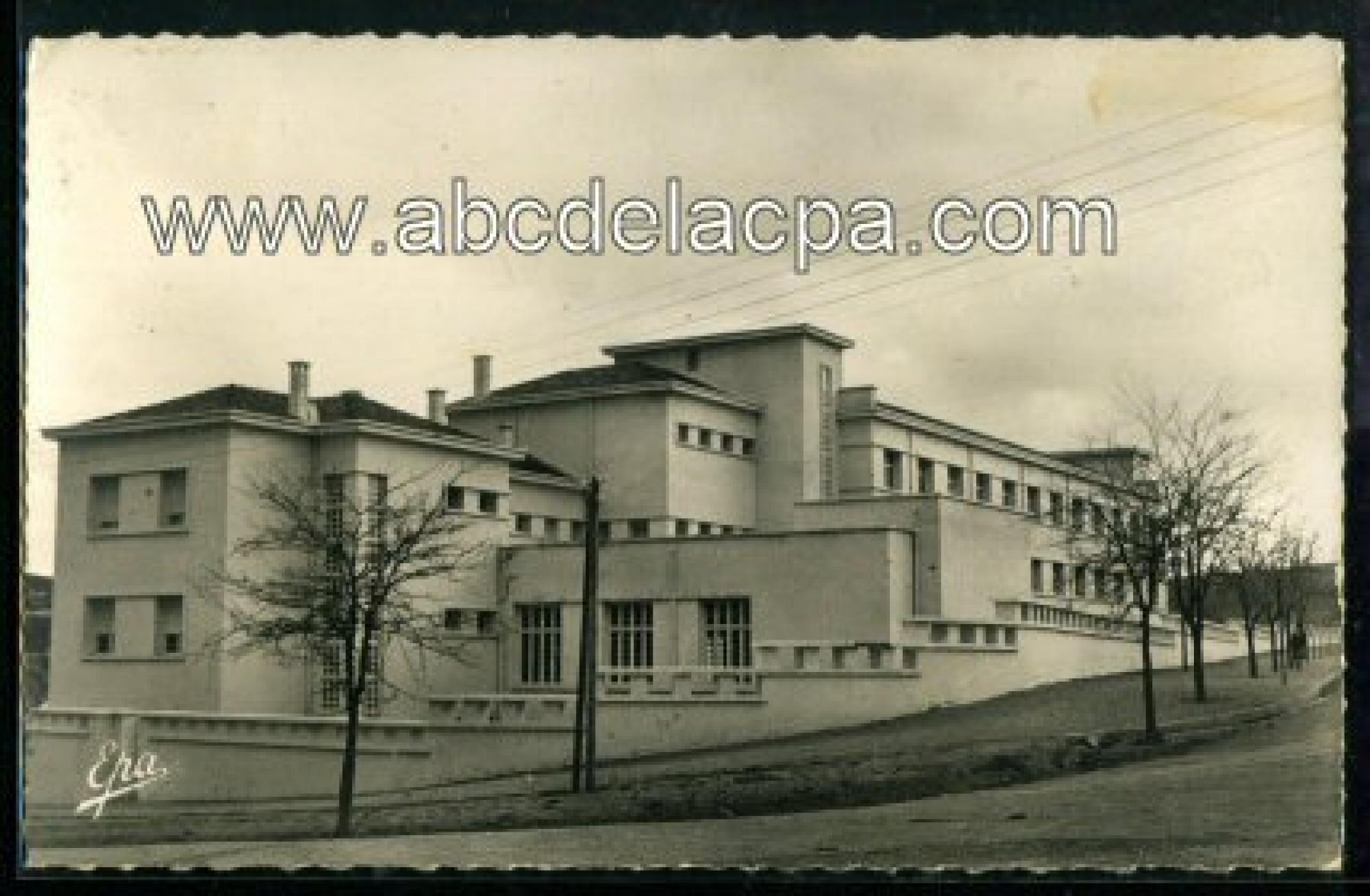 Tiaret  - vue générale du collège moderne de garçons
