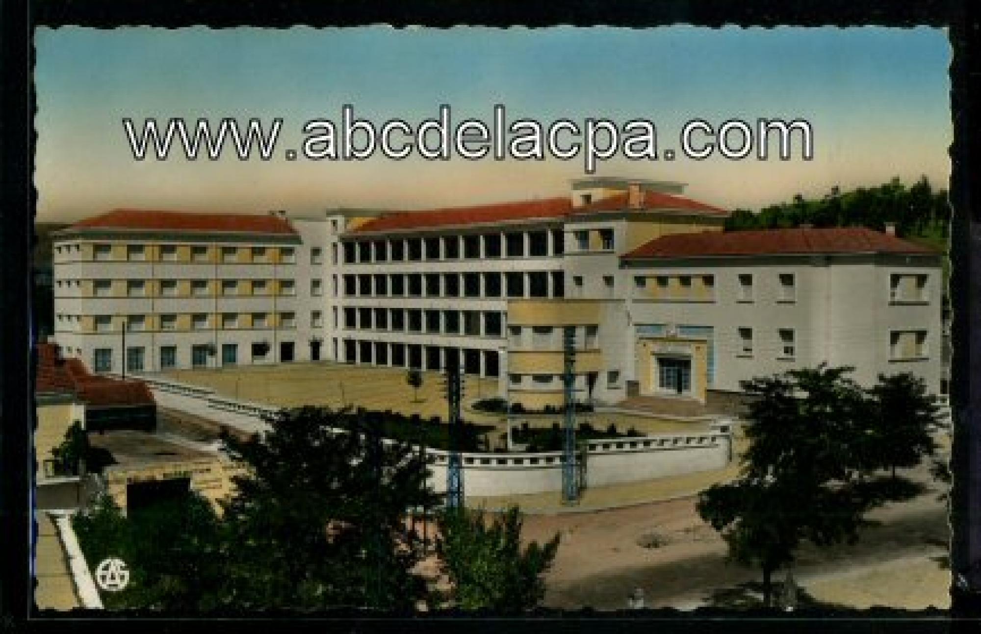 Tiaret  - le collège moderne