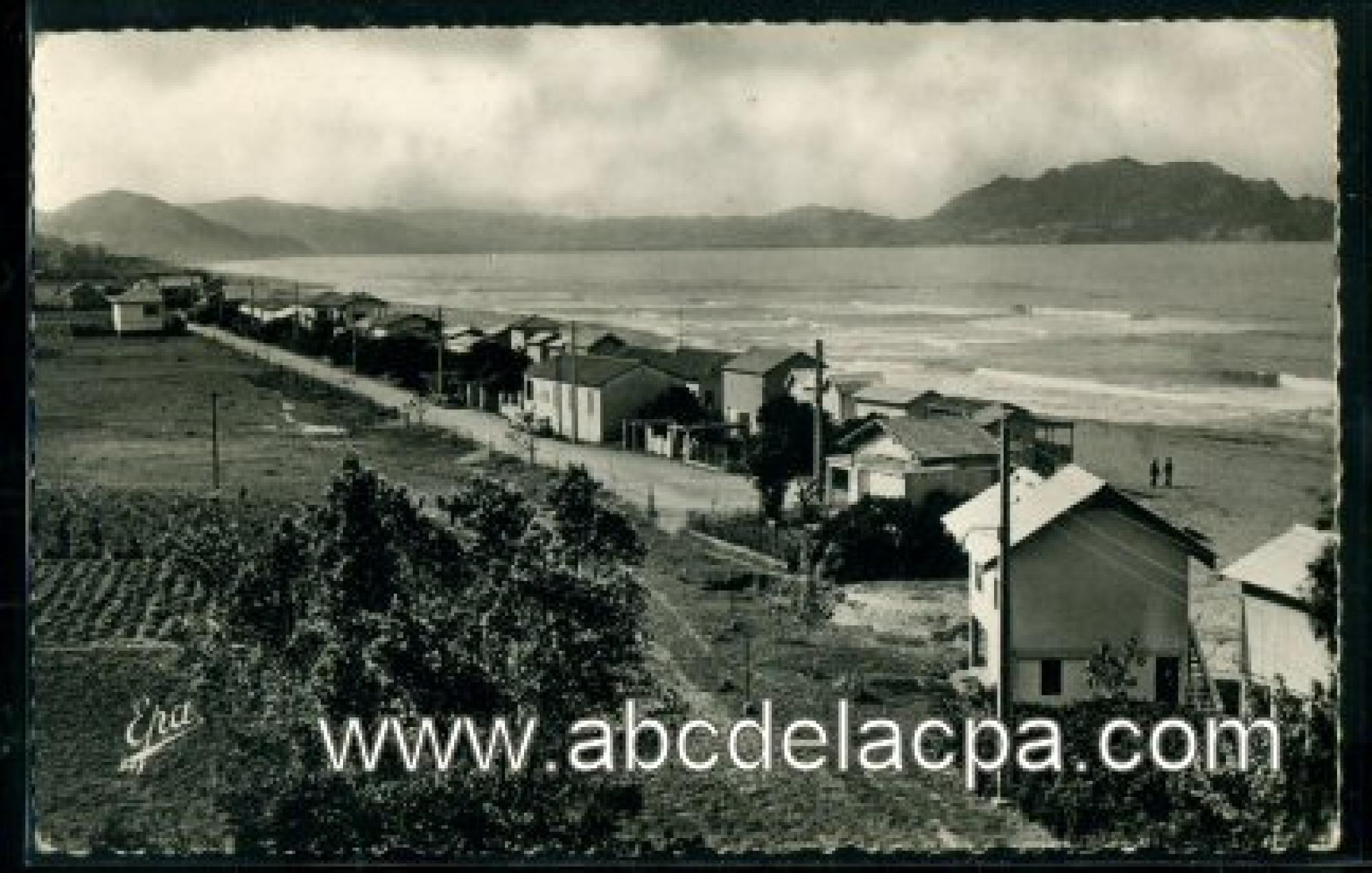 Tichy (Tichi)  - les cabanons et la plage