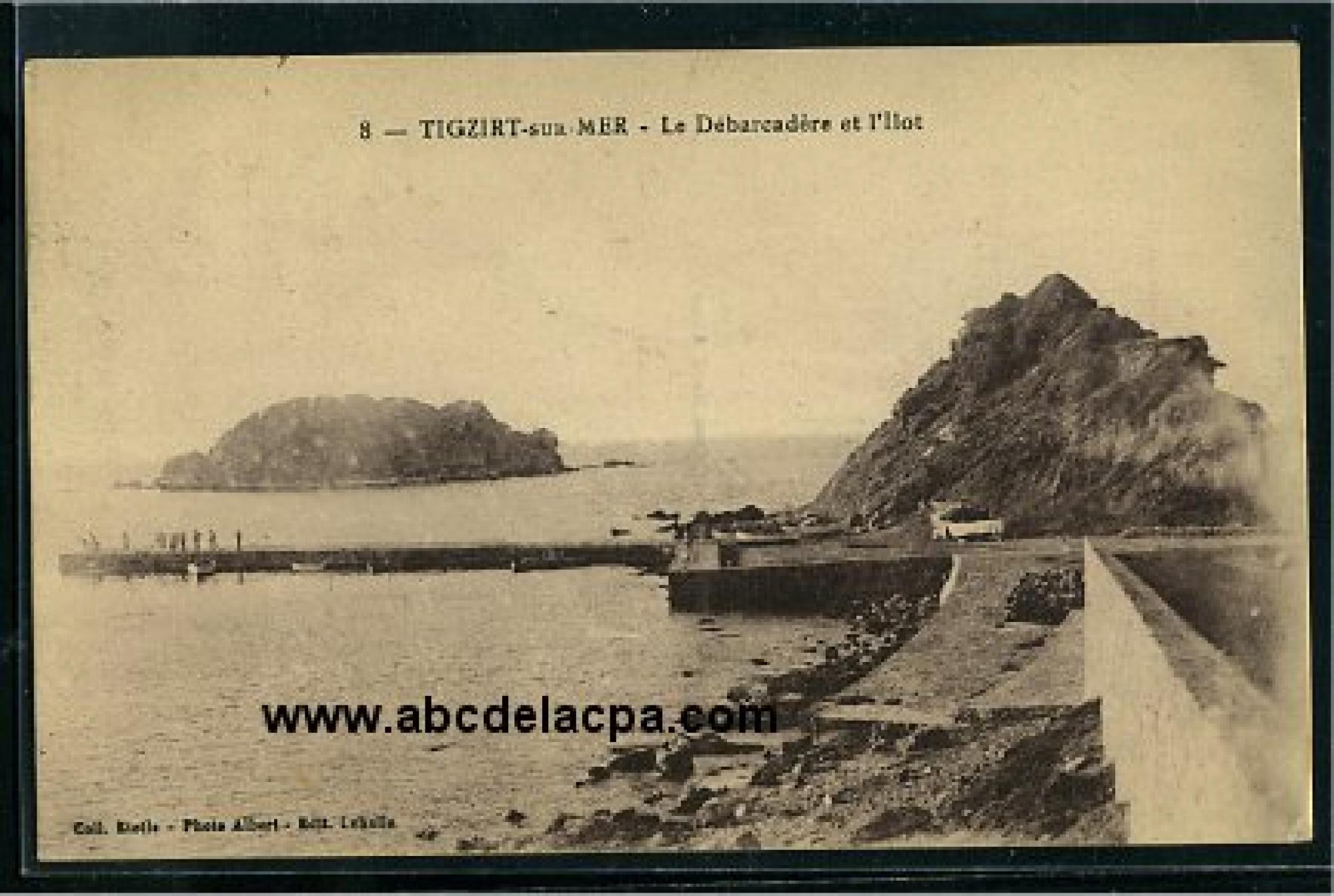Tigzirt  - le débarcadère et l'ilôt