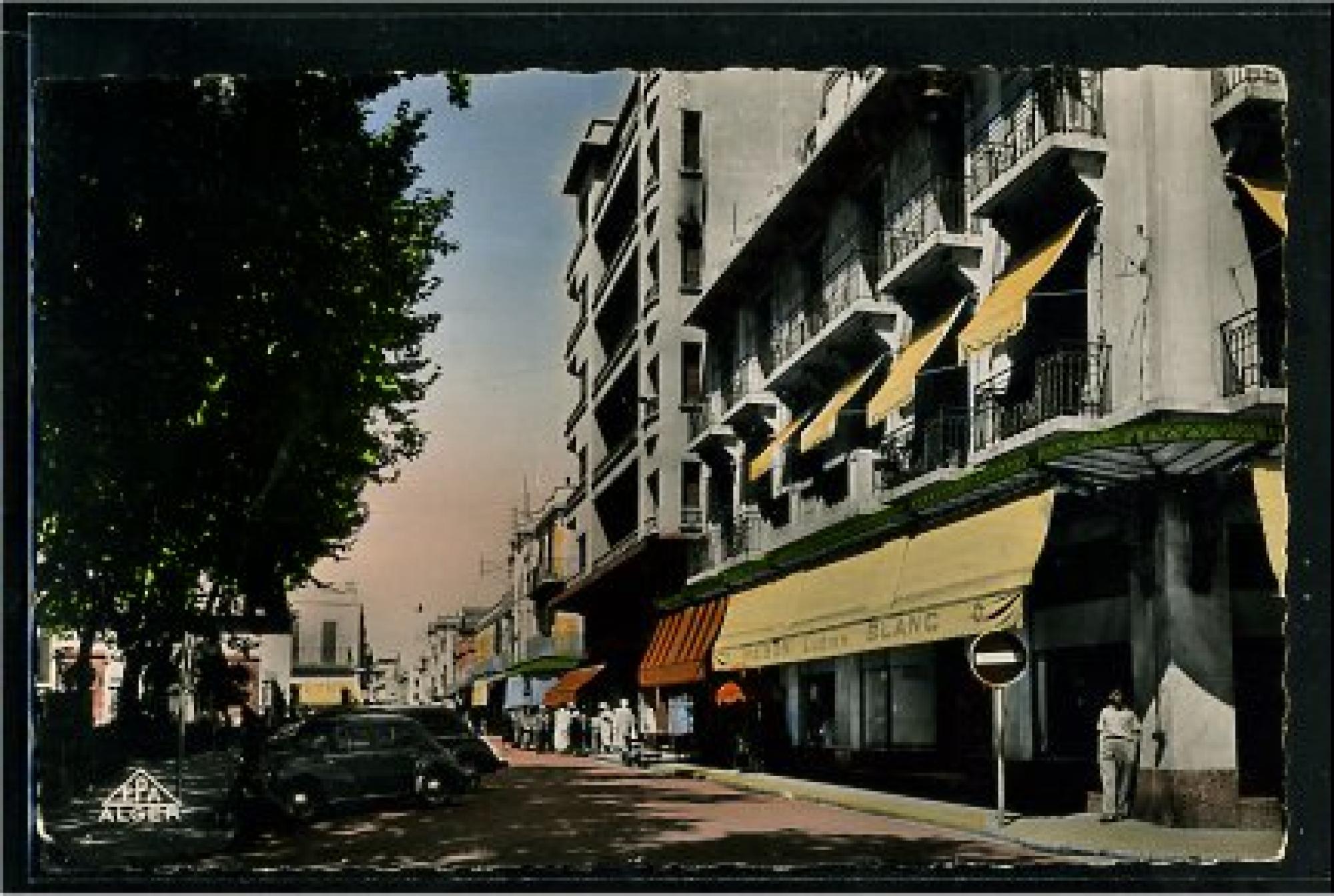 Tlemcen  - rue eugène etienne et place d'alger