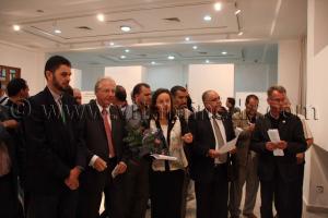 Exposition de photos sur la minorité musulmane en Autriche, par les photographes  Belahouel Moulay Ahmed (Algérie) et Christian Wachter (Autriche) en présence de son excellence Mme Aloisa Wörgetter, ambassadeur d\'autriche à Alger