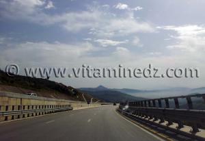 Autoroute Est-Ouest Le tronçon Lakhdaria-Larbaâtache