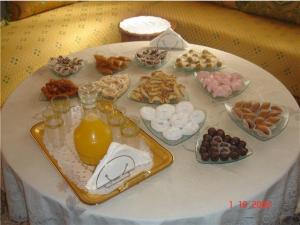 GATEAUX SUITE Art de la table