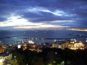La baie d'alger à l'aube d'hiver Illuminations