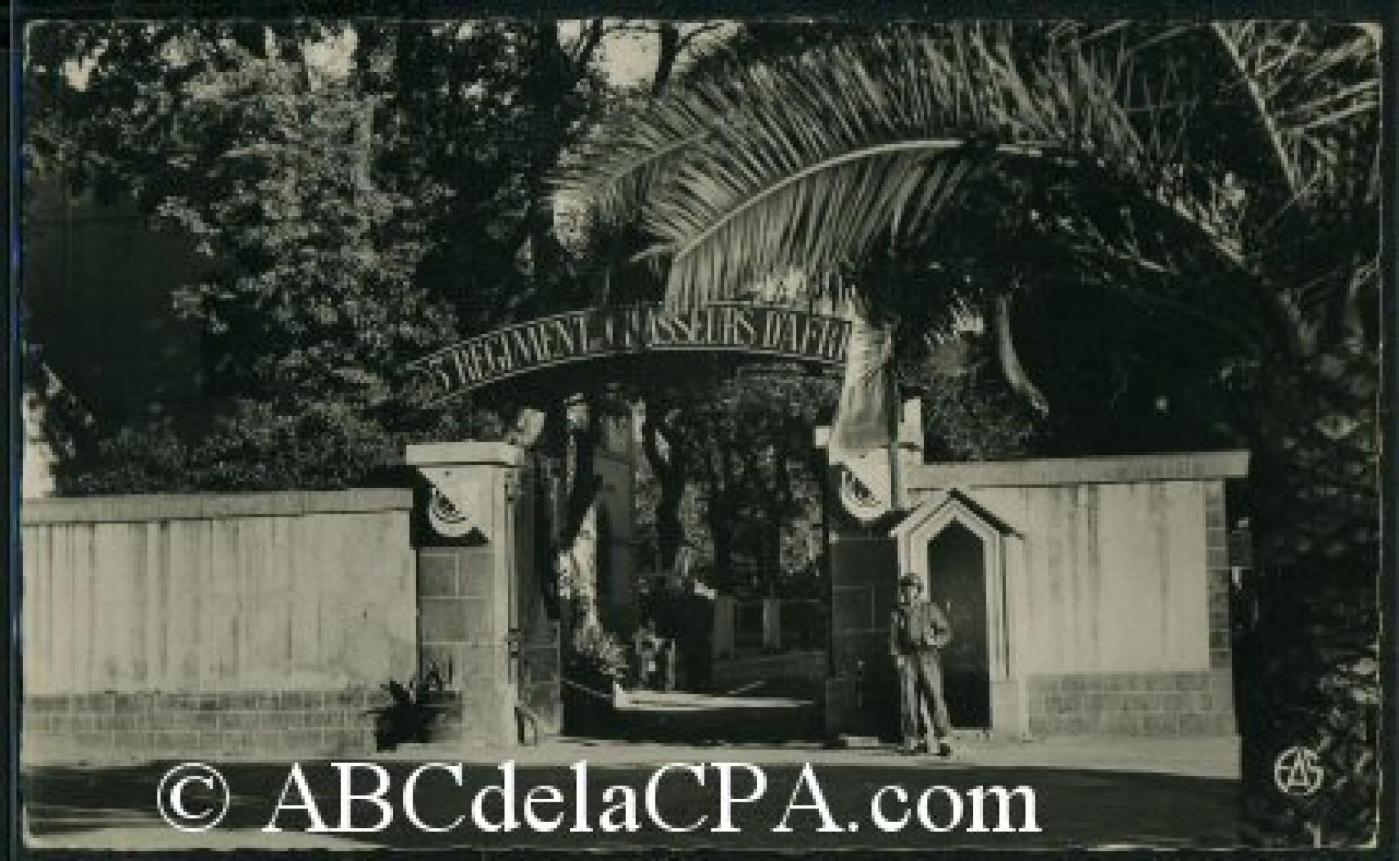 Tlemcen  - l'entrée du quartier d'isly