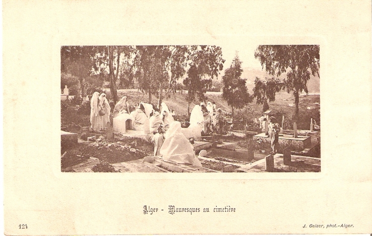 Mauresques au cimetière Cartes postales