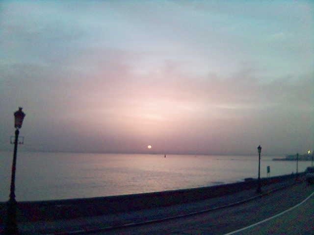 Voila le soleil d'alger Couchers de soleil