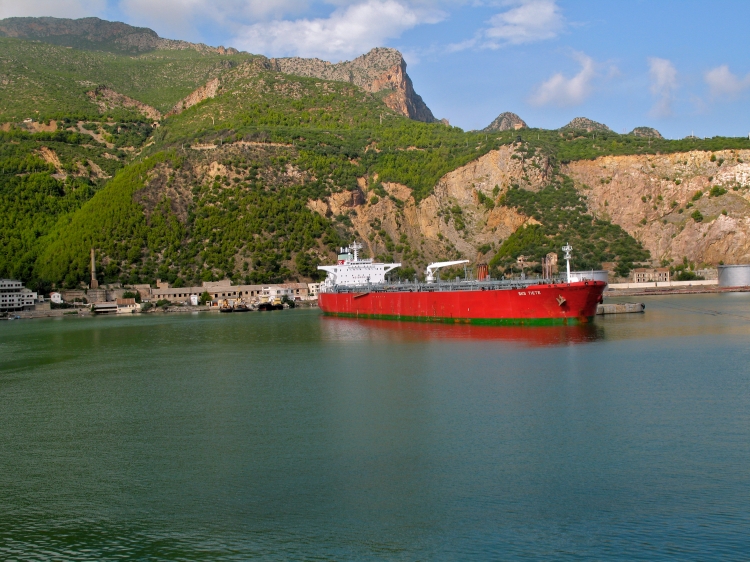 Port pétrolier Villes