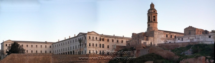 ORAN  EGLISE SAINT LOUIS ET L'HOPITAL BAUDENS Églises