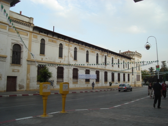 Lycée Pierre et Marie CURIE Villes