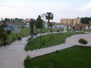Une vue panoramique du Jardin Public. Parcs