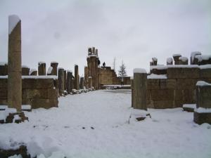 Ruines de la basilique chretienne Vestiges / Ruines