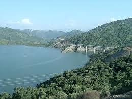 Pas de grands barrages en vue, l'Algérie se rabat sur les petits ruisseaux