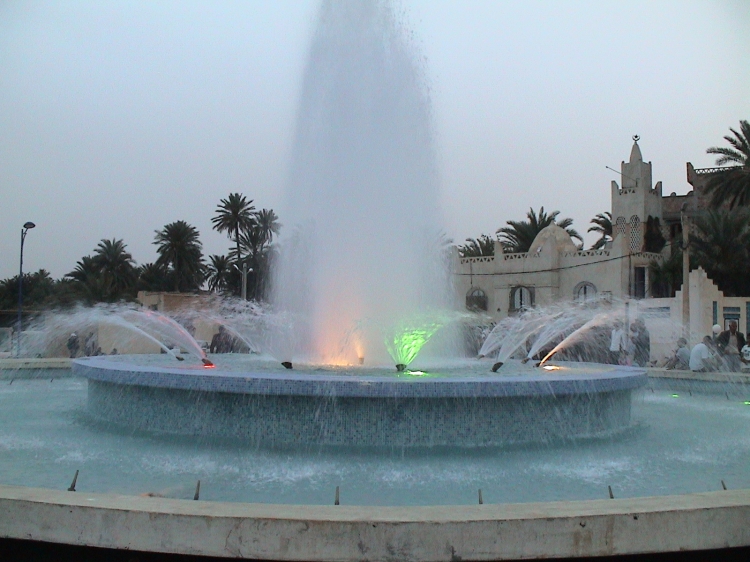 Jet d'eau biskra Fontaines