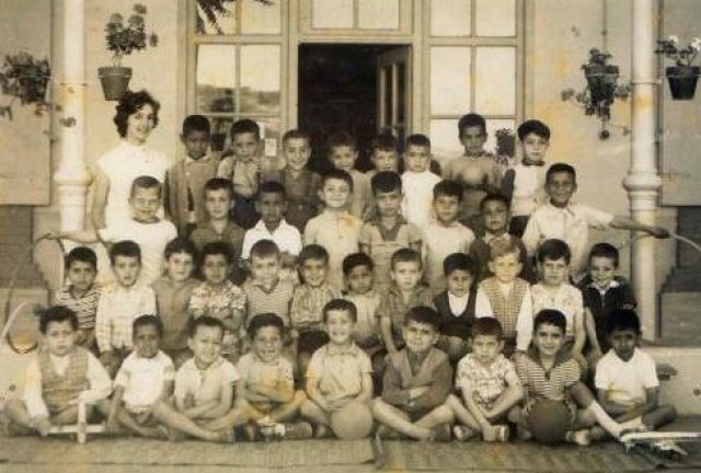 Ecole maternelle, Béni-Saf, Algérie Photos de classe