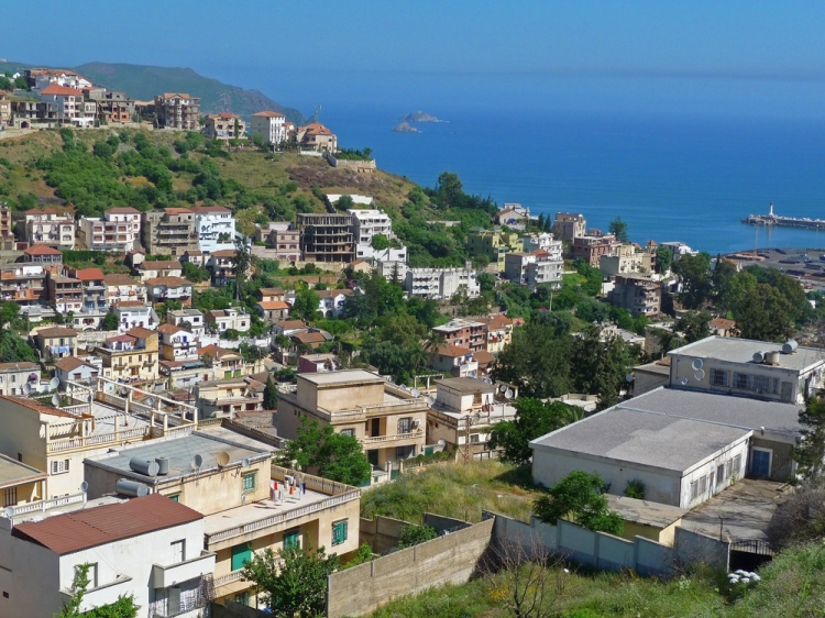 Les hauteurs de Skikda Villes