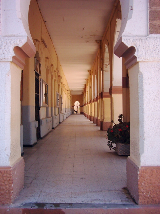 Couloir Bâtiments et institutions