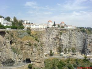 Hopital civil Bâtiments et institutions