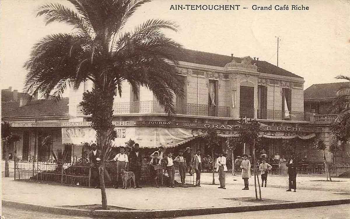 AinTemouchent Grand Café riche
