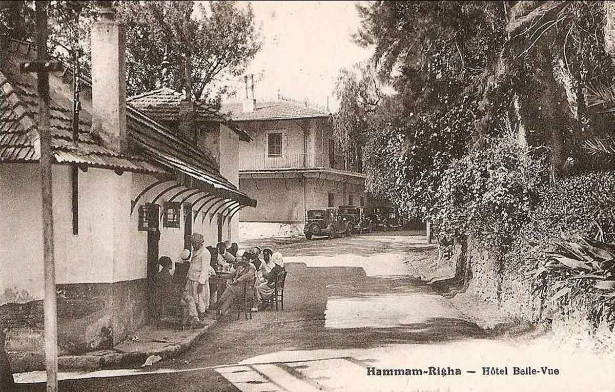 Hammam Righa, Hotel Belle Vue