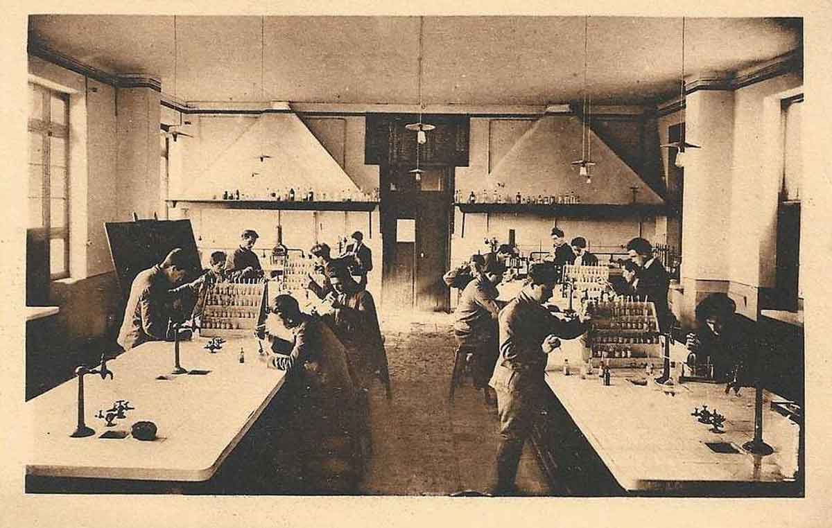 Agri alger labo-chimie