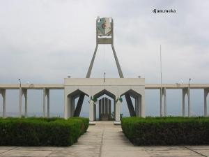 Vue sur le musée du Moudjahid, Tizi Ouzou