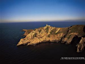 Vue sur le phare de Cap de Fer, Skikda