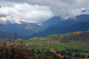 Vue sur la commune de Médéa