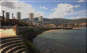 Vue sur la plage des Juifs, Annaba