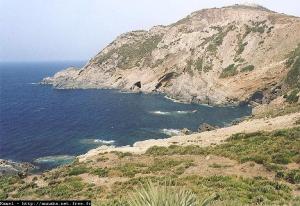 Cap de garde et les grottes aux pigeons