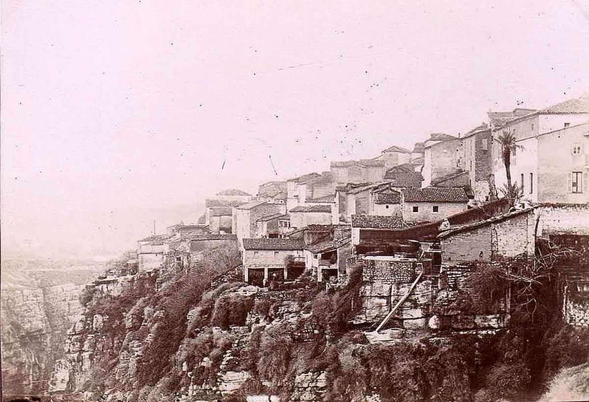 Constantine 1900 tanneursA